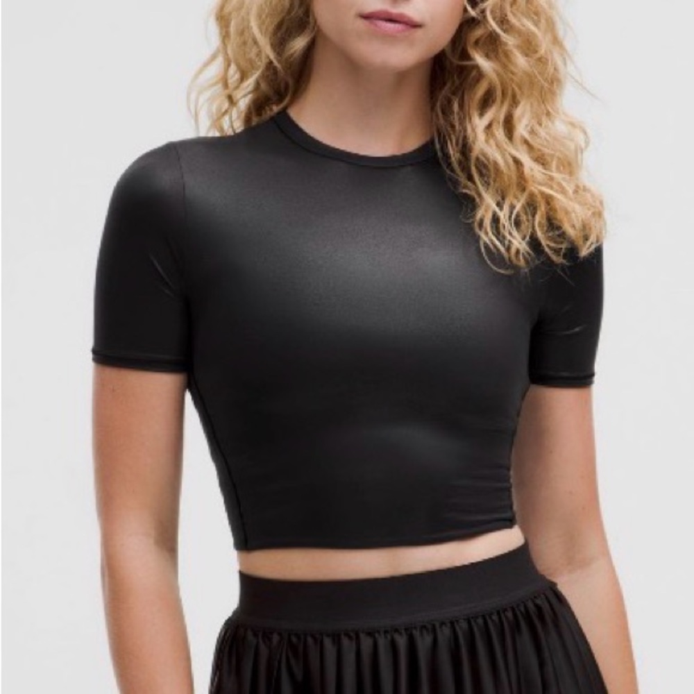 lululemon Wundermost Ultra-Soft Nulu Crewneck Cropped T-Shirt - Shine